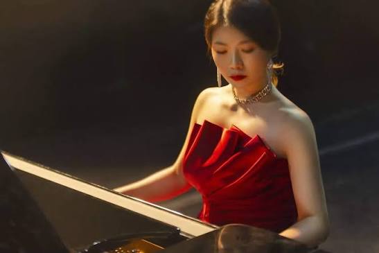 La pianista internazionale Jia Li, madrina del progetto